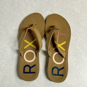 Roxy women’s flip flops